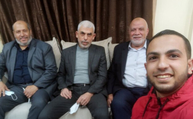 Al Jazeera Journalist / Terrorist with Hamas leaders