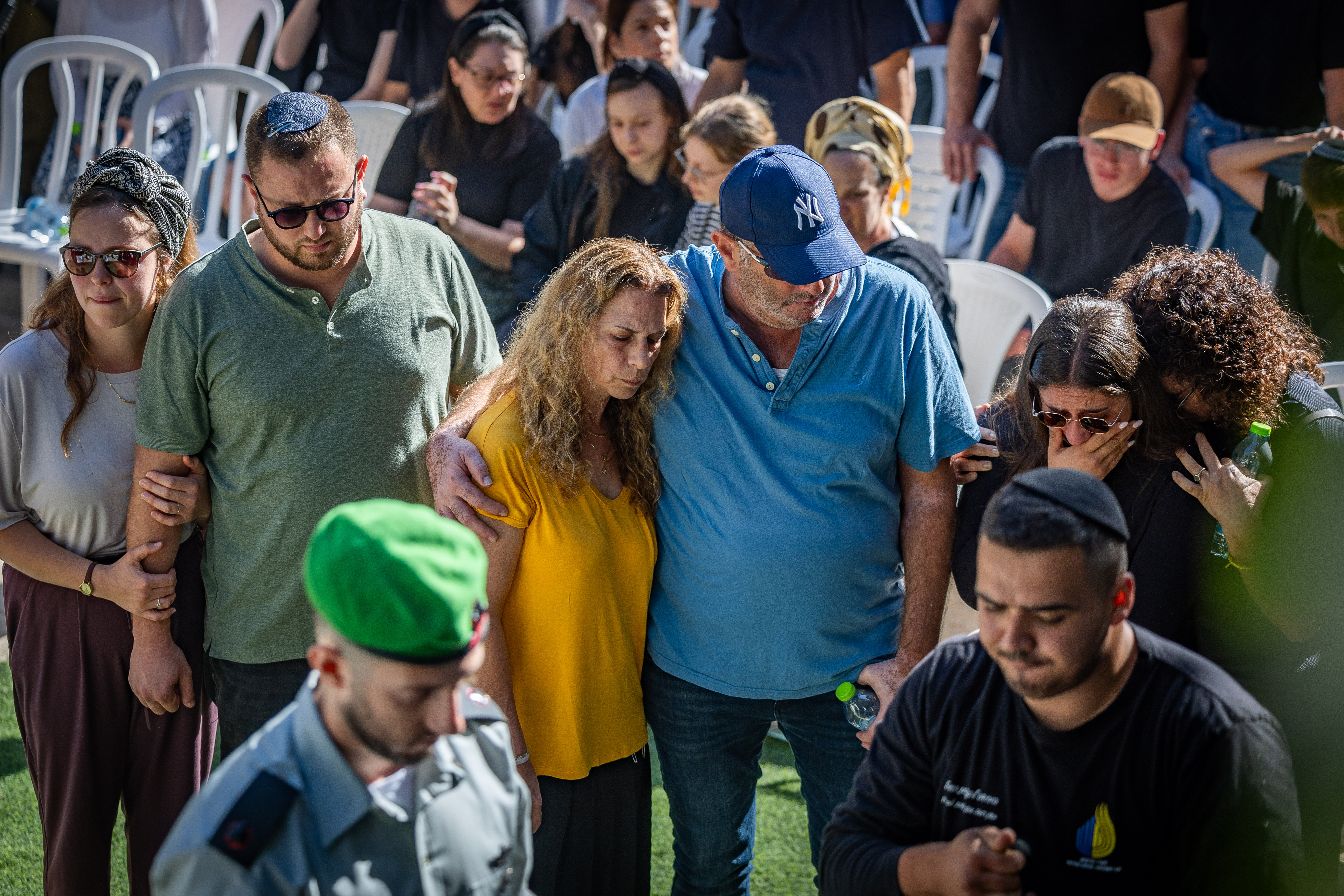Family and friends attend the funeral of Major Yaniv Kula at Mount Herzl Military Cemetery in Jerusalem, October 20, 2025. 