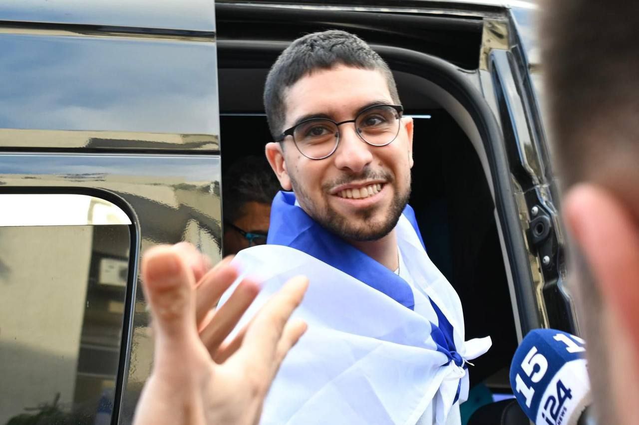 Evyatar David heads home