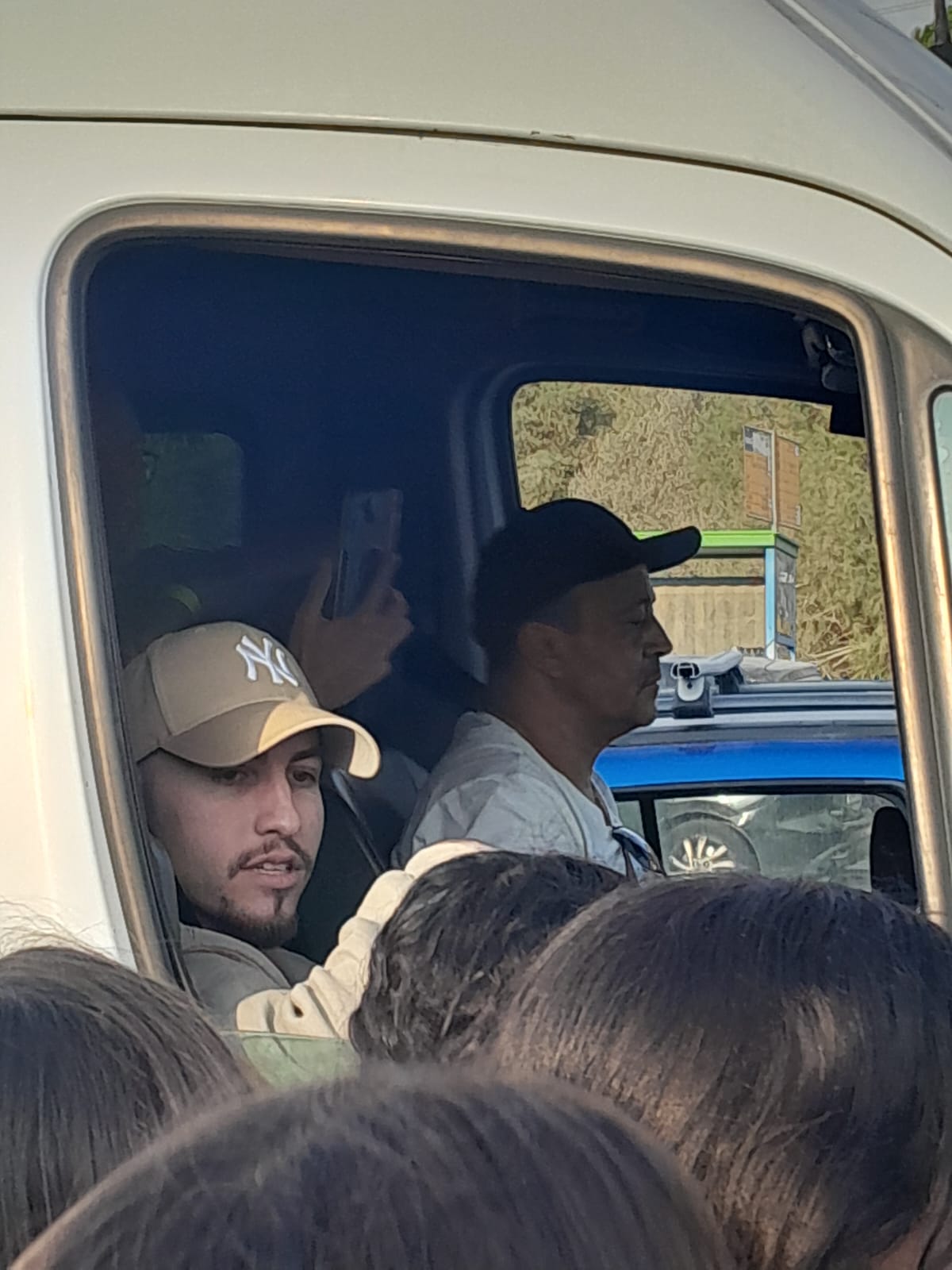 Eitan Mor comes home