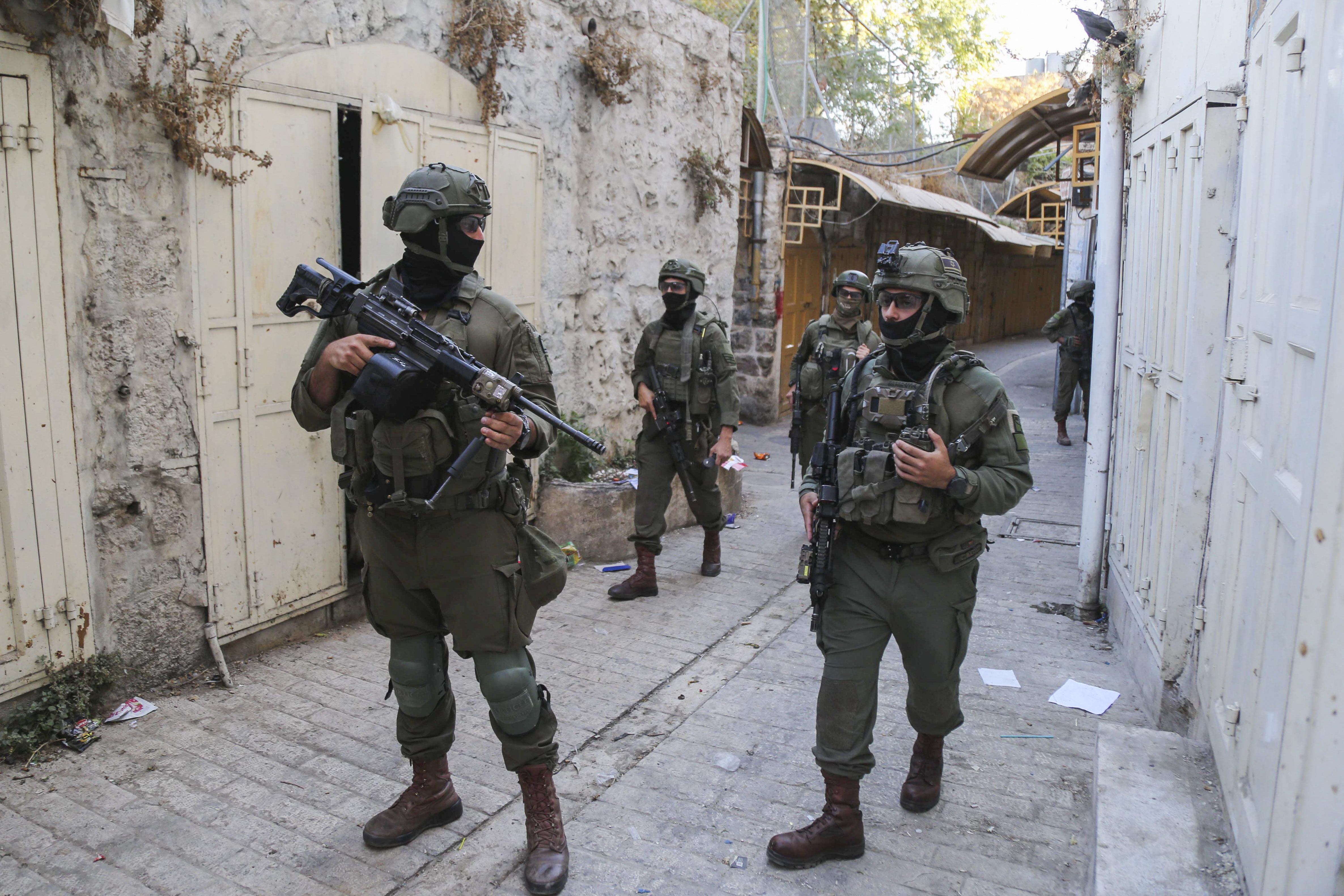IDF soldiers guard Hebron, 25 October 2025