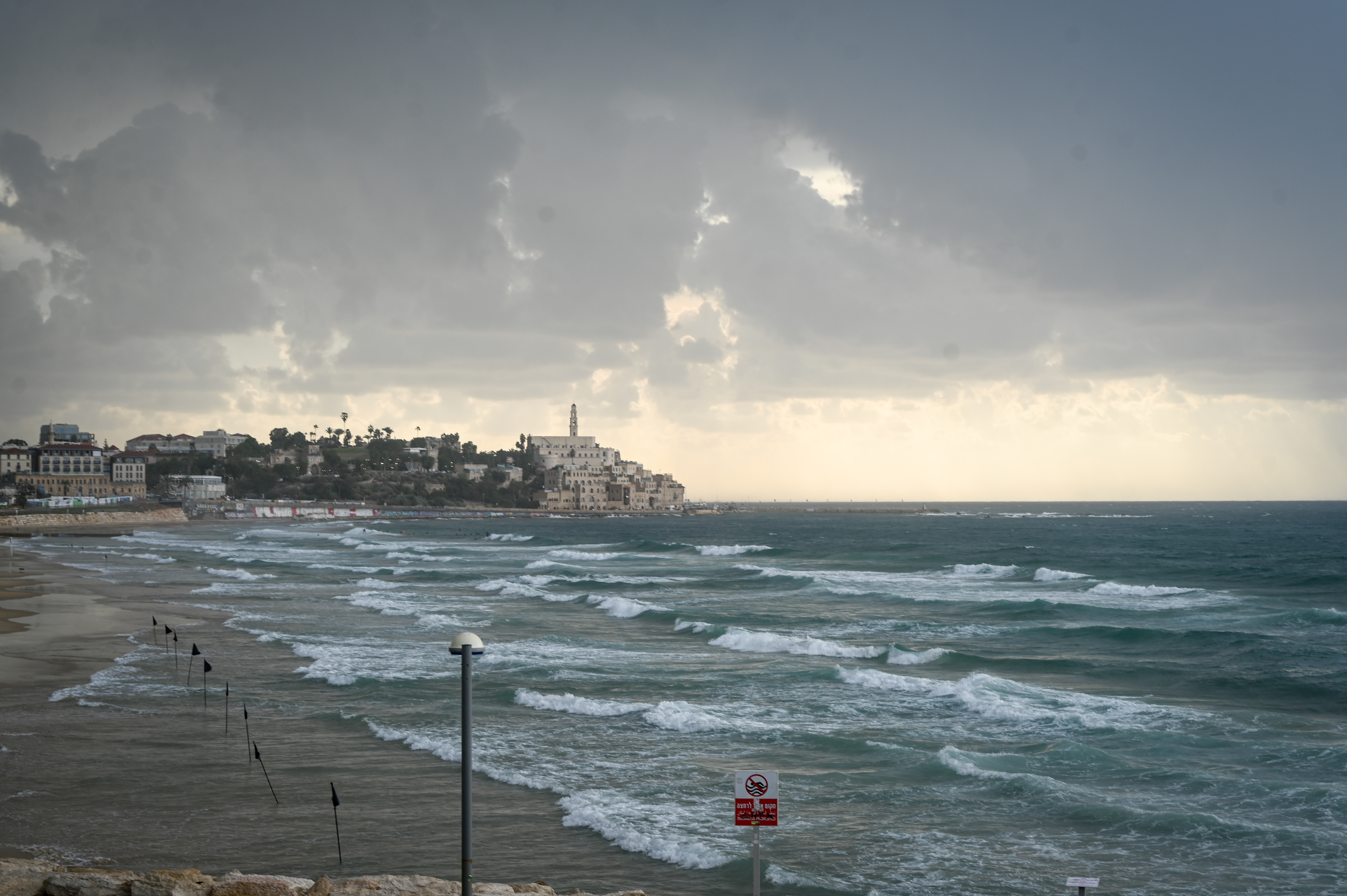 Storm "Byron" seen nearing the beach of Tel Aviv. December 10, 2025. 