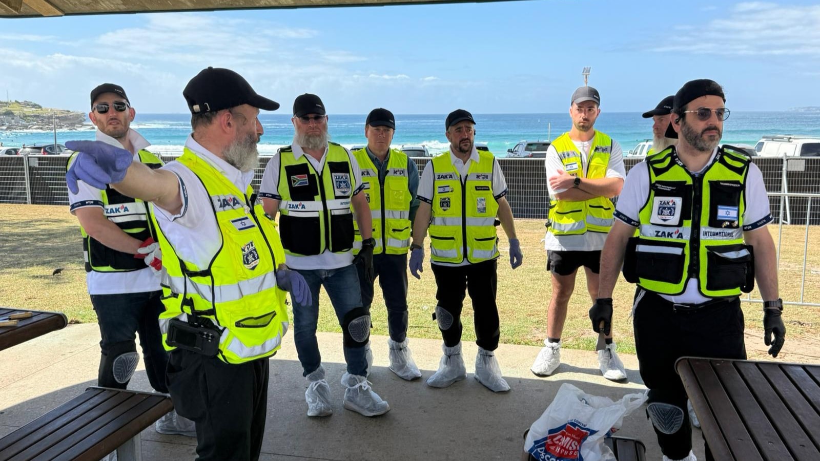 ZAKA Volunteers Complete Work at Bondi Beach Masscare Site | WATCH