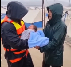 It's Snowing in Gaza (or is it?!) | WATCH