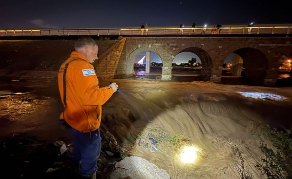 Search and rescue forces look for missing man in Be'er Sheva after a flash flood