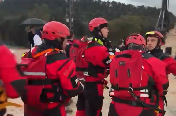 Divers join rescue efforts for missing haredi teen