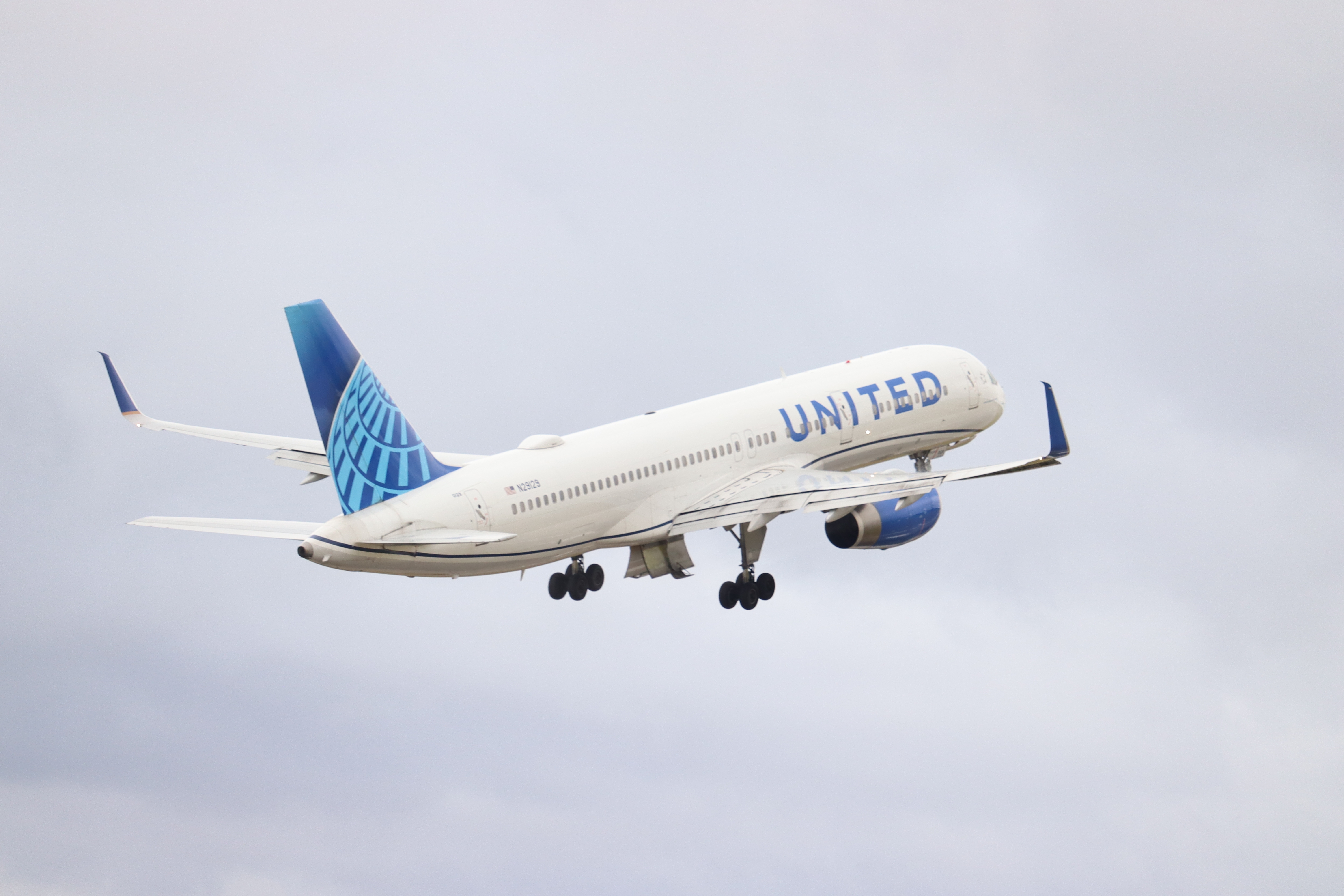 United Airlines plane