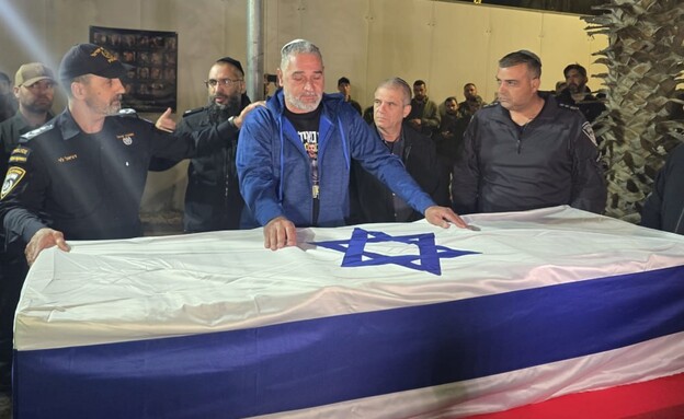IDF recovering the body of Staff Sergeant Ran Gvili