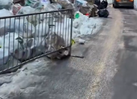 Snow and rubbish piled up after big NY Storm