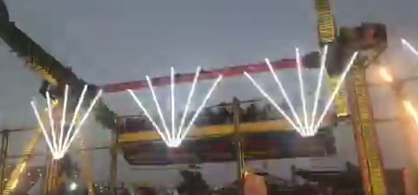 Moments before ride crashes, India, Feb 7 ,2026