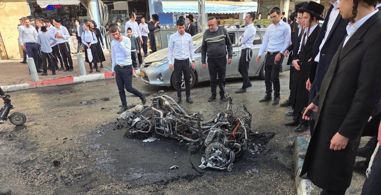 Burned police motorcycle after shocking Bnei Brak riots, Feb 15, 2026