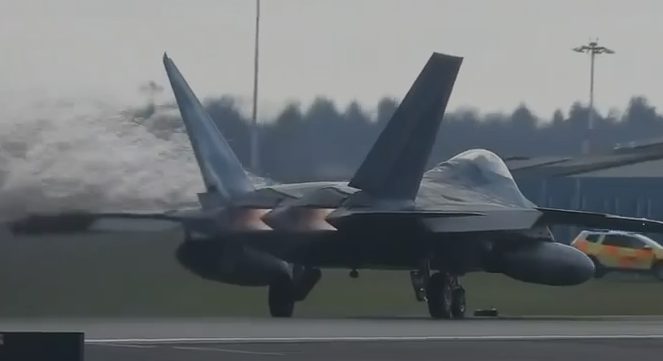 F-22 