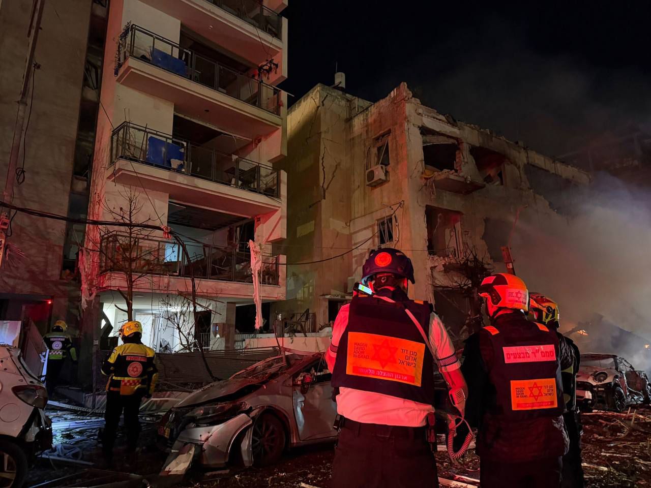 Missile barrage, one missile hit Tel aviv