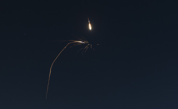 Missile interceptors over Israel from Iran