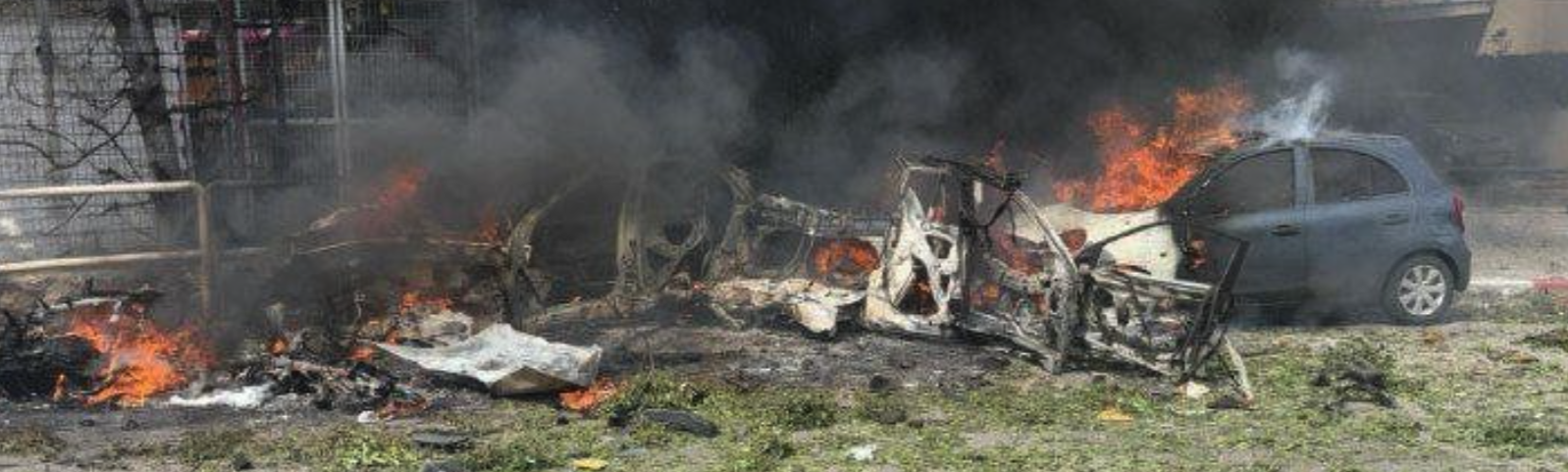 Iranian missile debris hits Tel Aviv