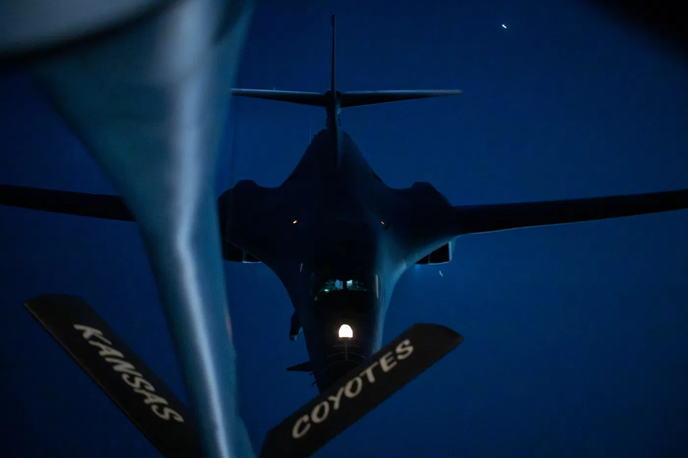 "Epic Fury" Over Iran: CENTCOM Deploys B-1B Lancer Bombers | WATCH