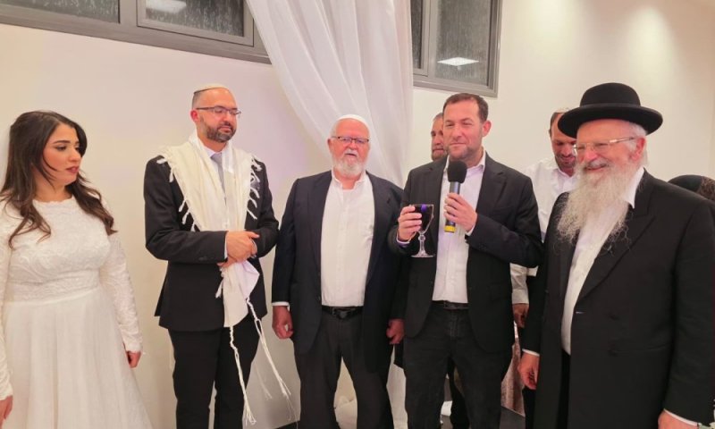  Hananel Gez has remarried