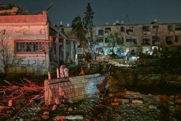 100 Injured including 10 Critically, after Iranian Missile Hits Arad | GRAPHIC