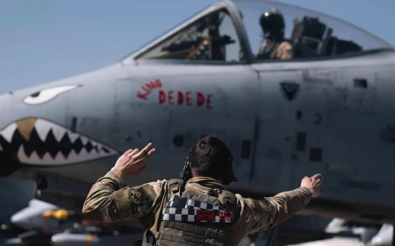 Warthog flown in Epic Fury