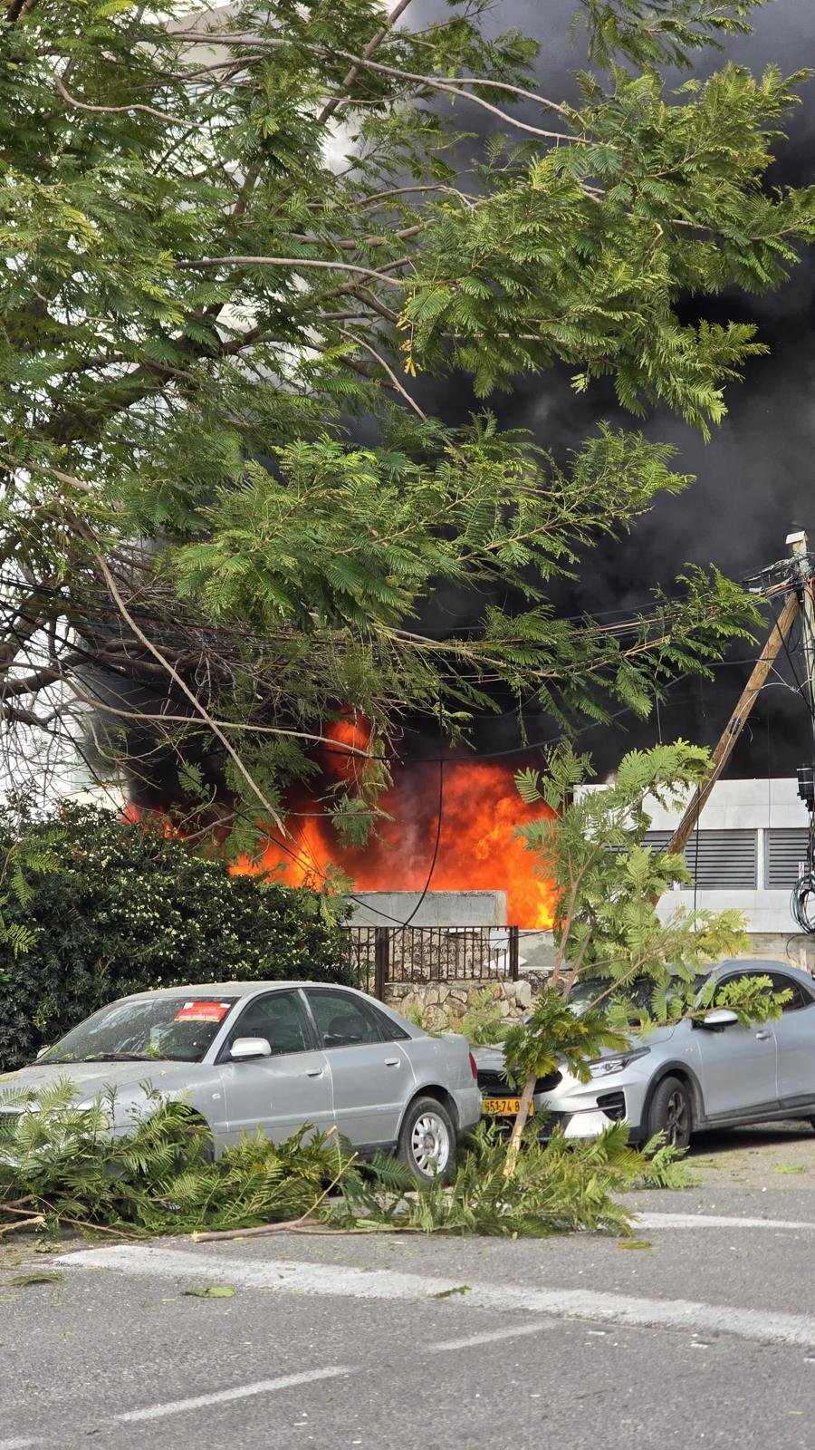 Hezbollah rocket strikes Nahariya, March 26, 2026