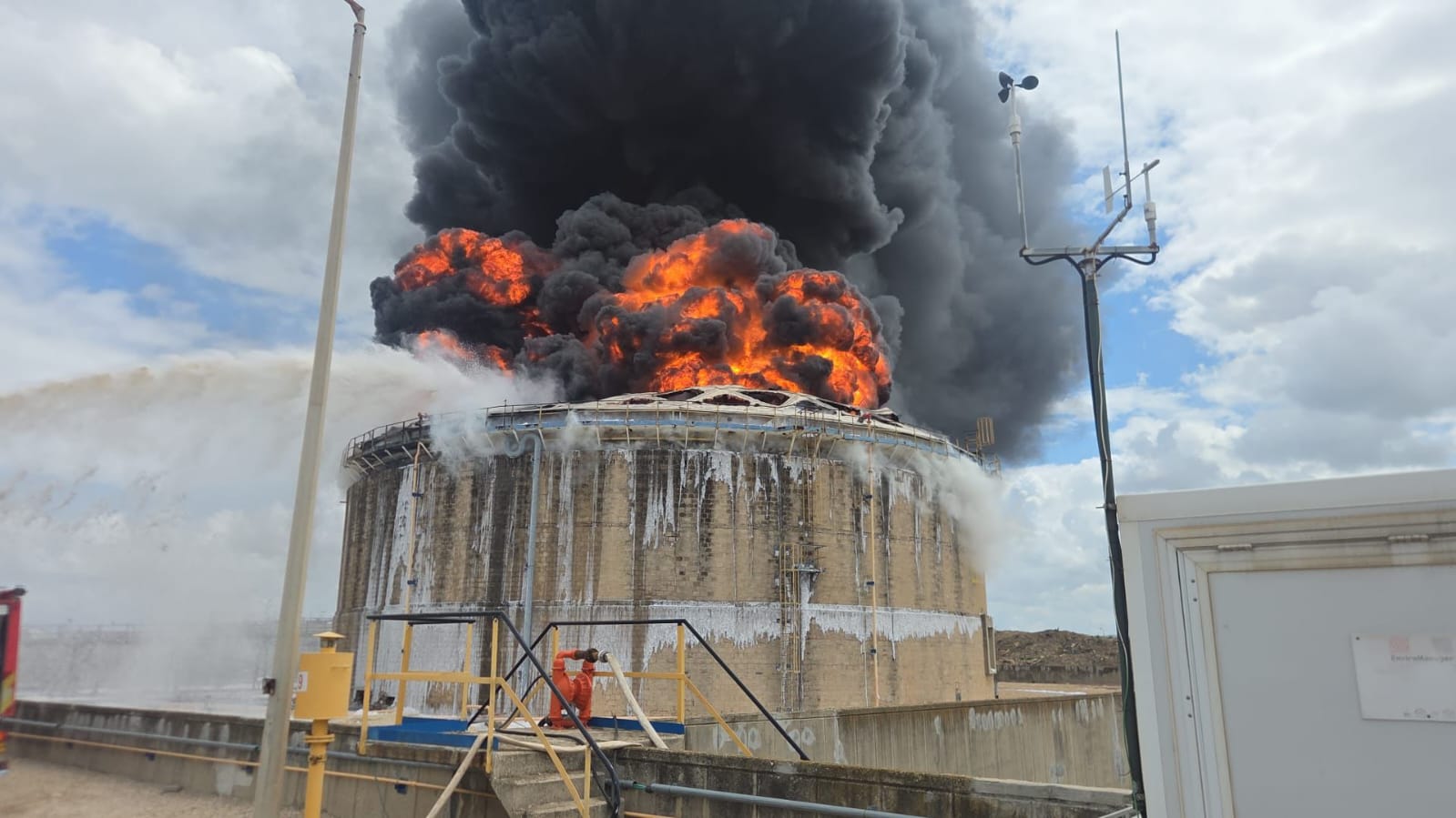 Iran strikes Bazan oil refinery