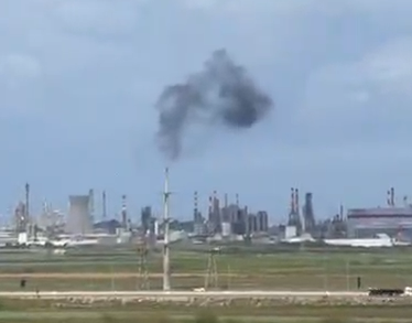 Iran strikes Bazan oil refinery