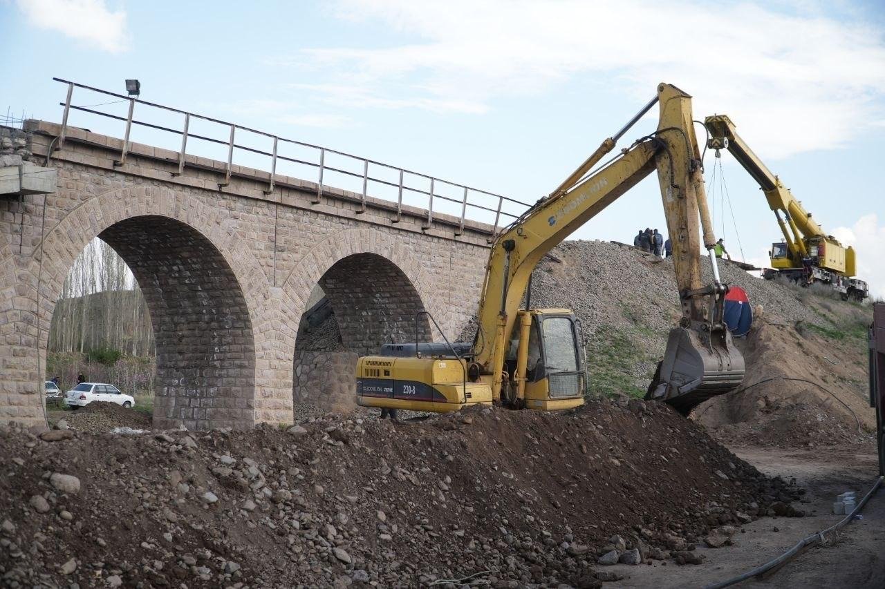 Defying Trump: Tehran Boasts Total Repair of Strategic Rail Lines Despite Heavy Bombing