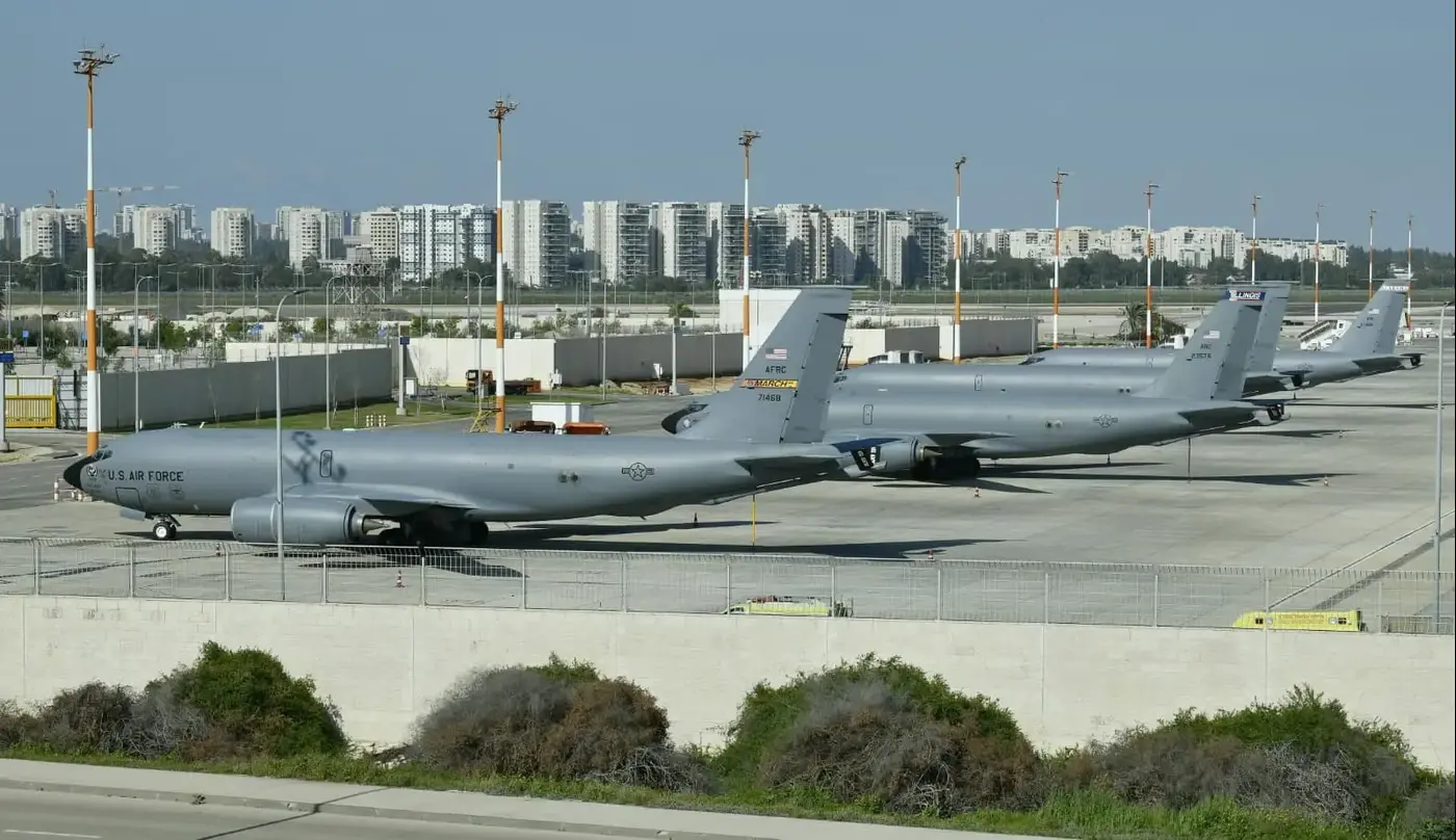 US refuelling jets in Israel at Ben Gurion Airport
