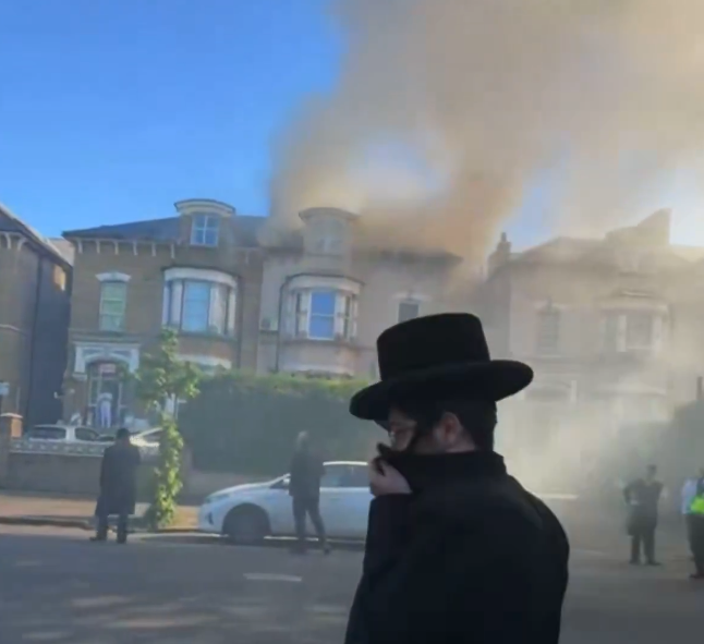 Fire Breaks Out at Mesivta Yeshiva in Stamford Hill