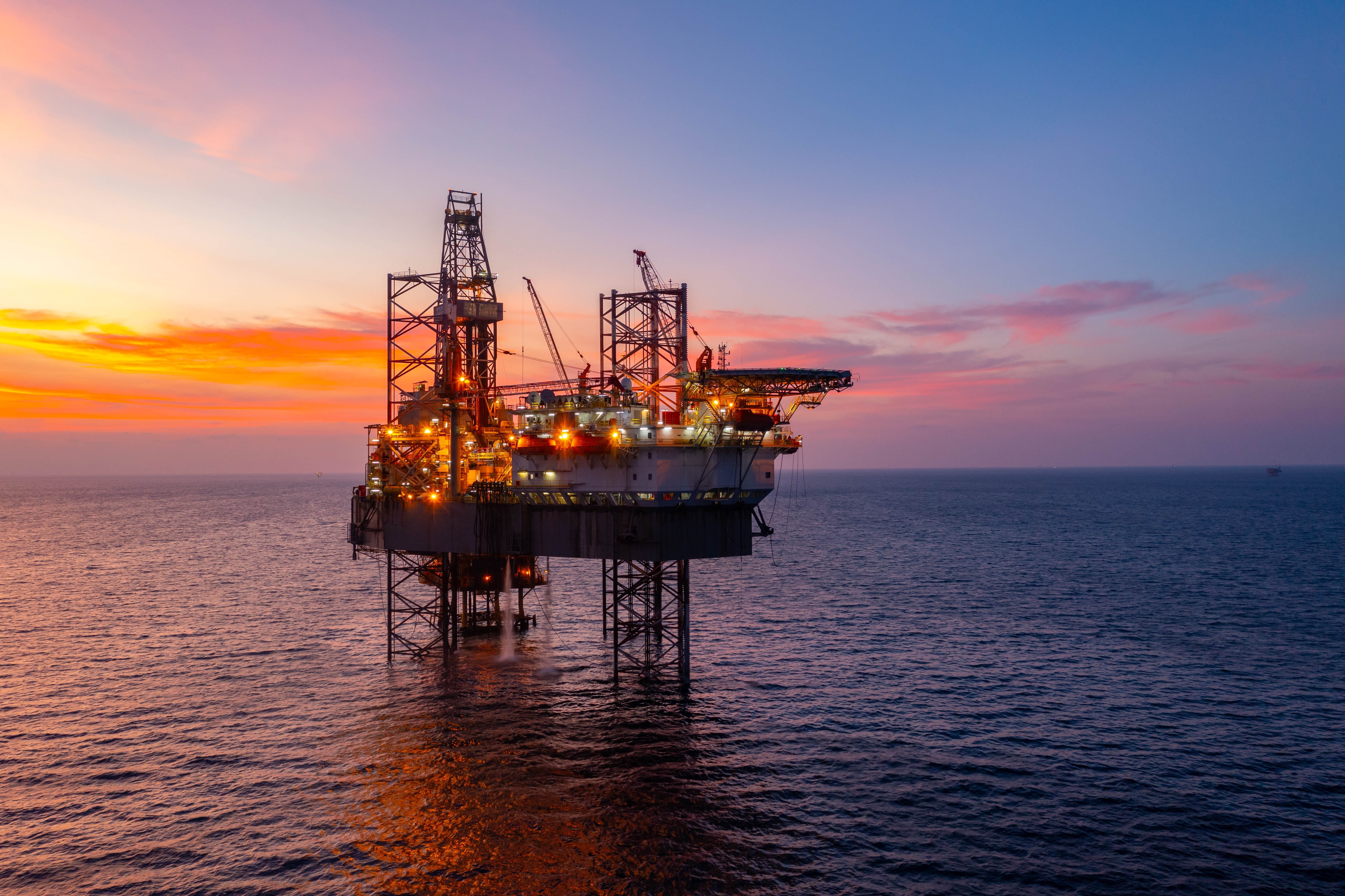 Offshore oil rig