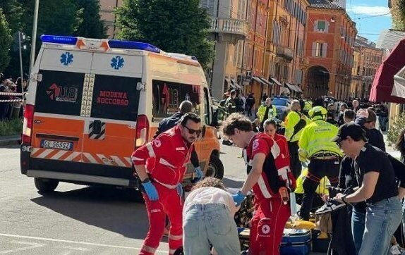 Breaking: Car-Ramming and Stabbing Attack Reported in Modena, Italy