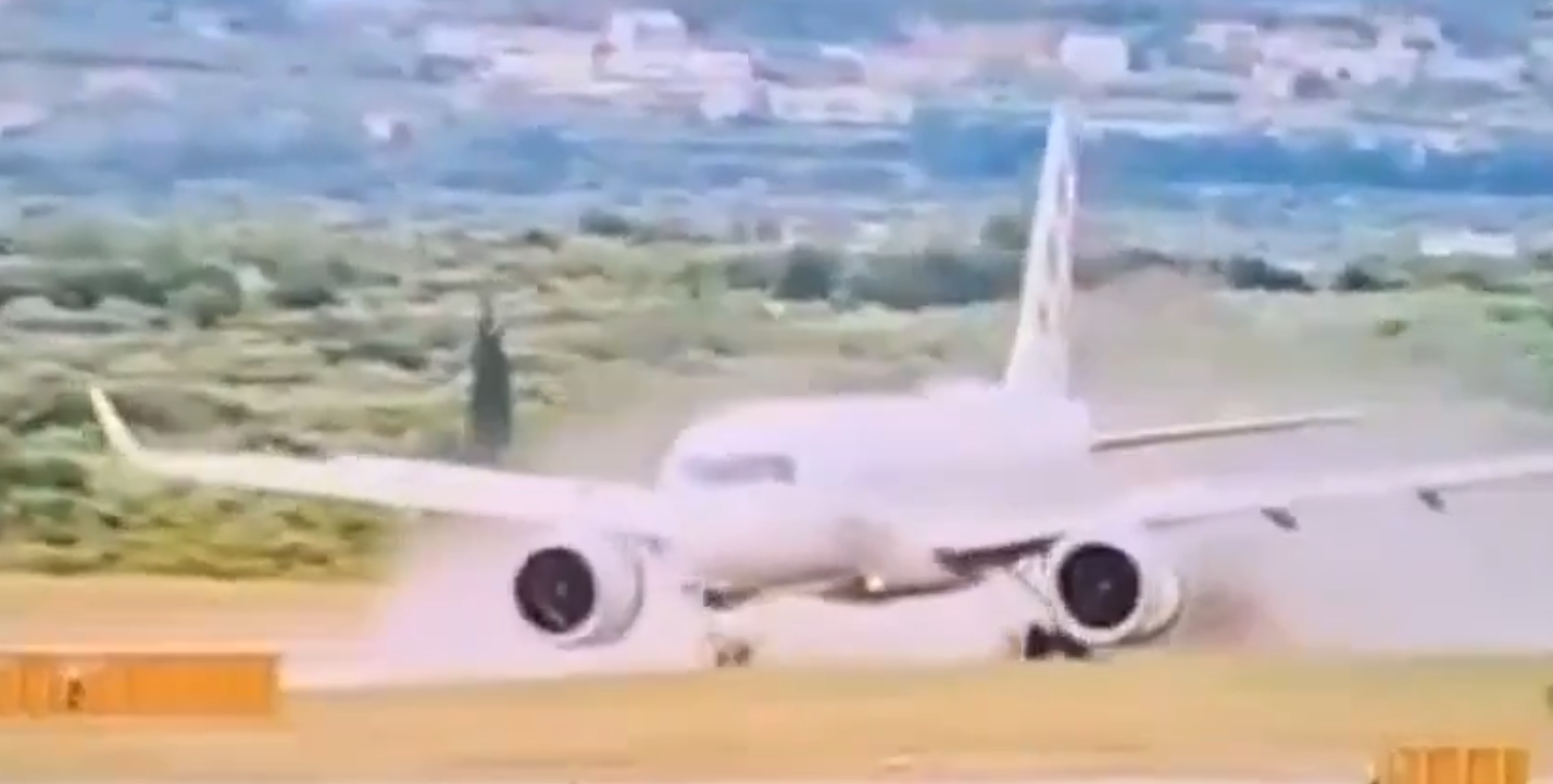 Plane Veers Off Runway During Aborted Takeoff 