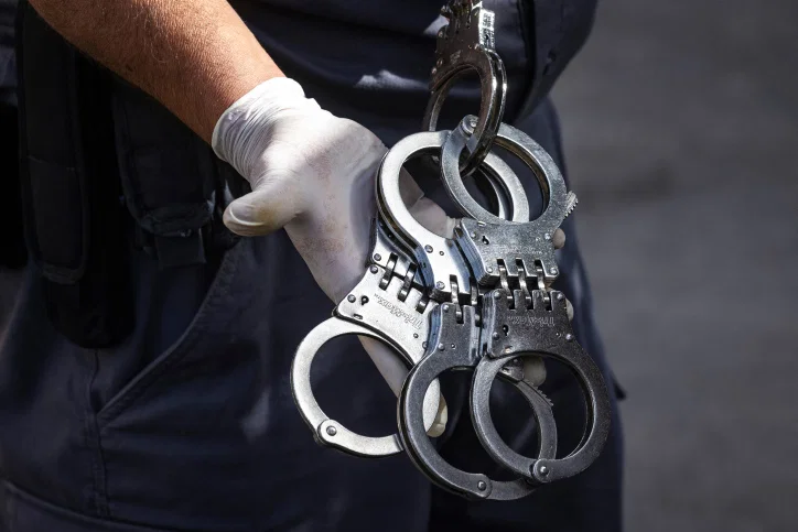 Police arrest murder suspect