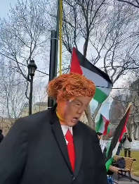 Hanged effigy of US President Trump