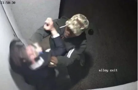 Orthodox man attacked outside a synagogue in Los Angeles