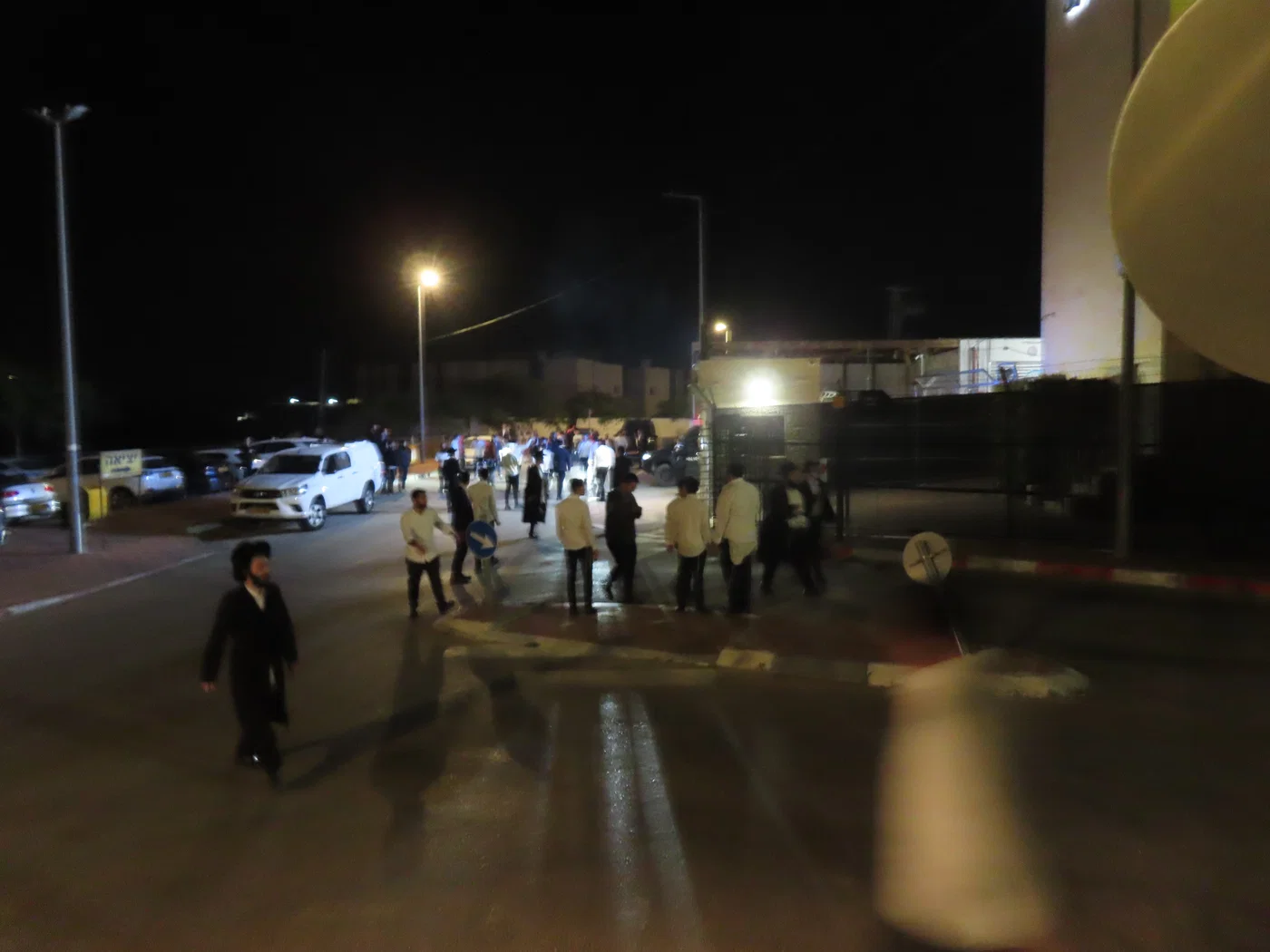 Violent clashes erupted outside the Benjamin police station