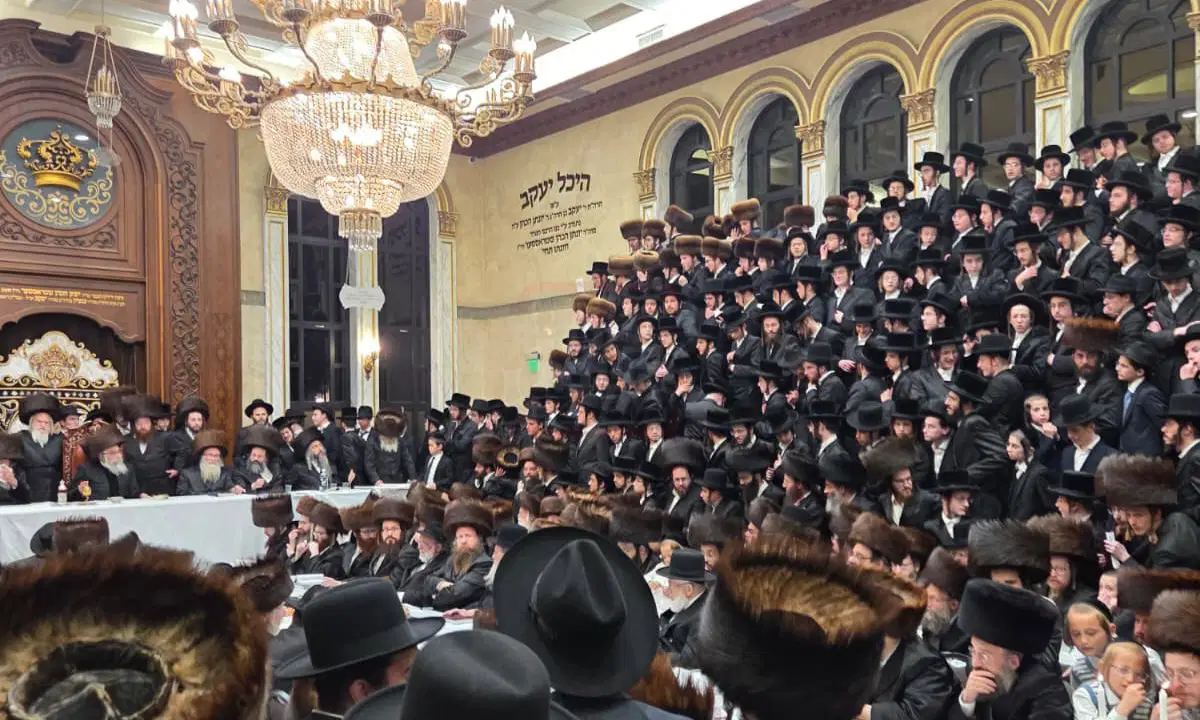 Admor From Vizhnitz Monsey spends Shabbos in Lekwood