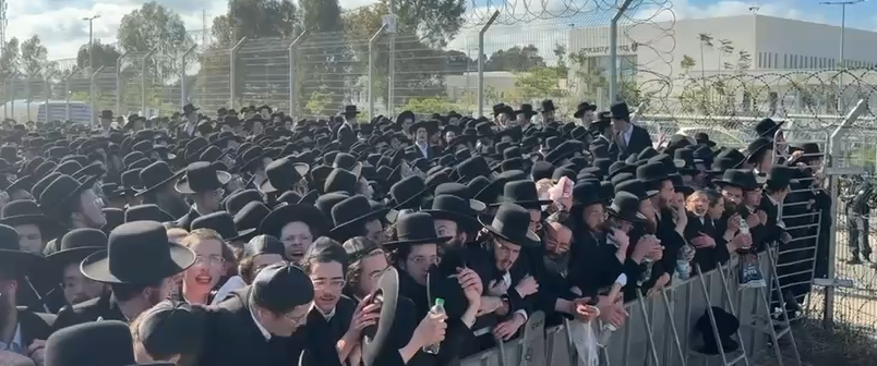 Gur Rebbe to Lead Mass Protest Outside Military Prison as Haredi Draft Crisis Explodes