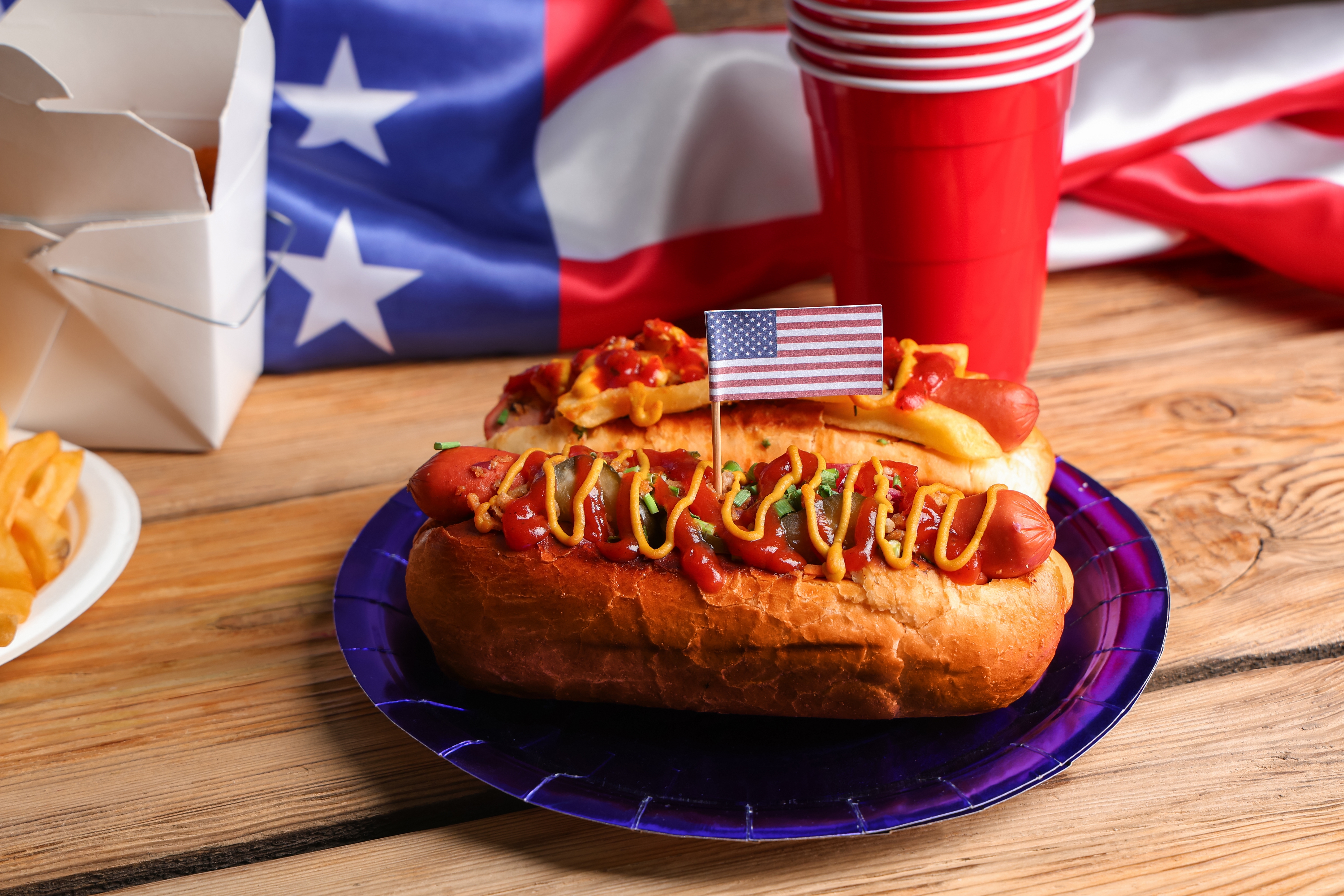 Hot dog, US flag