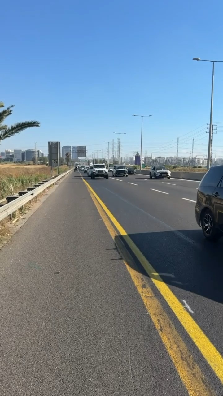 Route 4 during Haredi car convoy protest