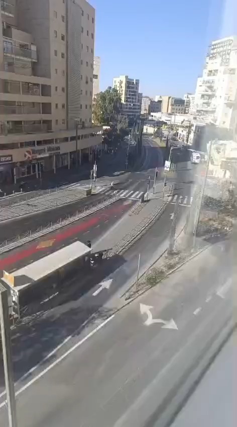 Jerusalem streets almost completely quiet