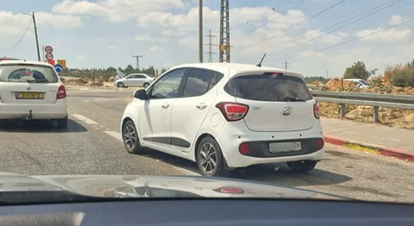 Kidnapping Fears Erupt in Gush Etzion After Armed Soldier Seen Entering Palestinian Car