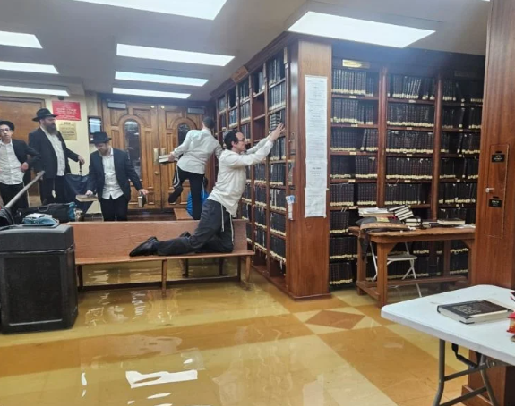 Chabad Students Rescue Sacred Texts as Flooding Hits 770