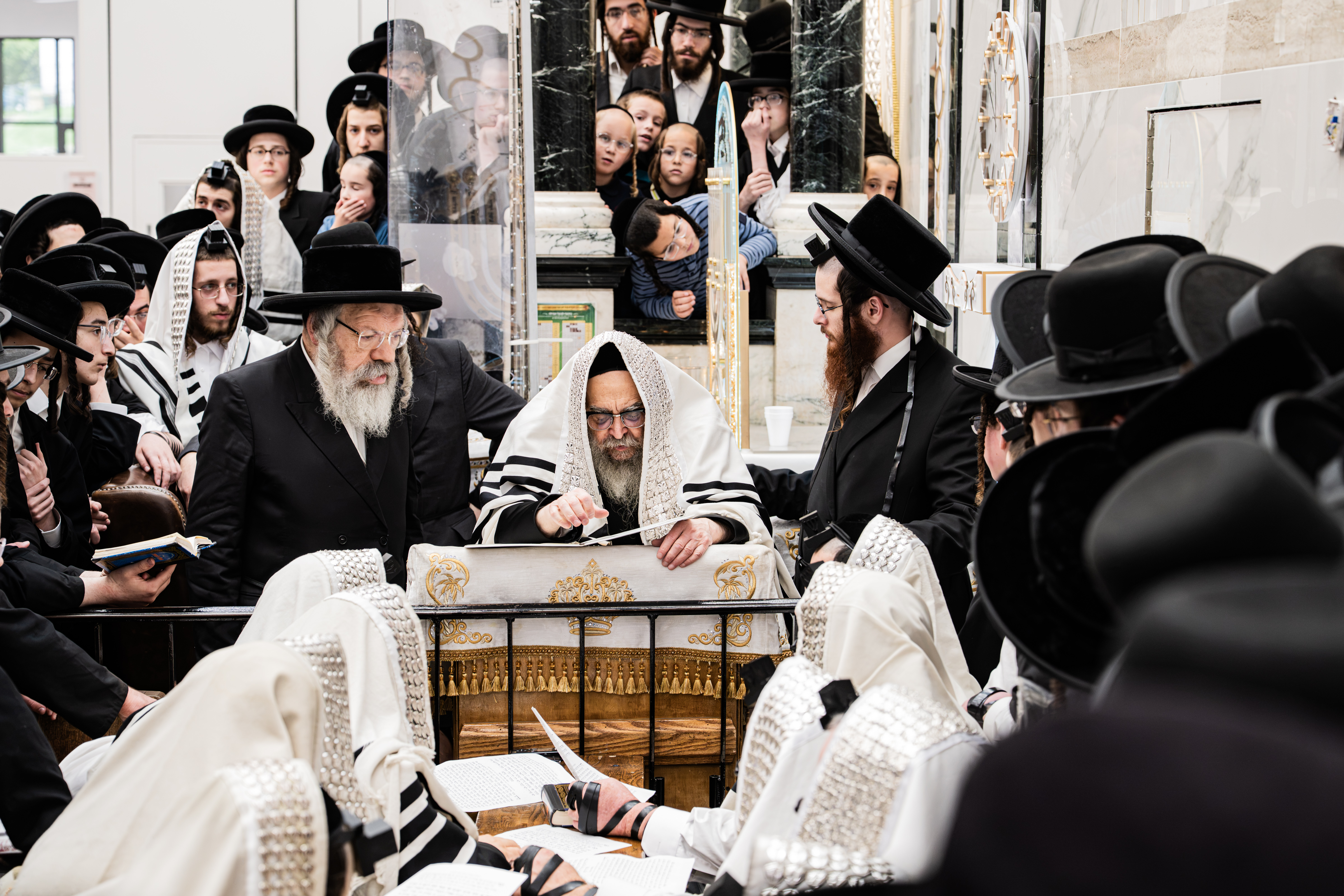 The Satmar Rebbe during Hatarat Nedarim