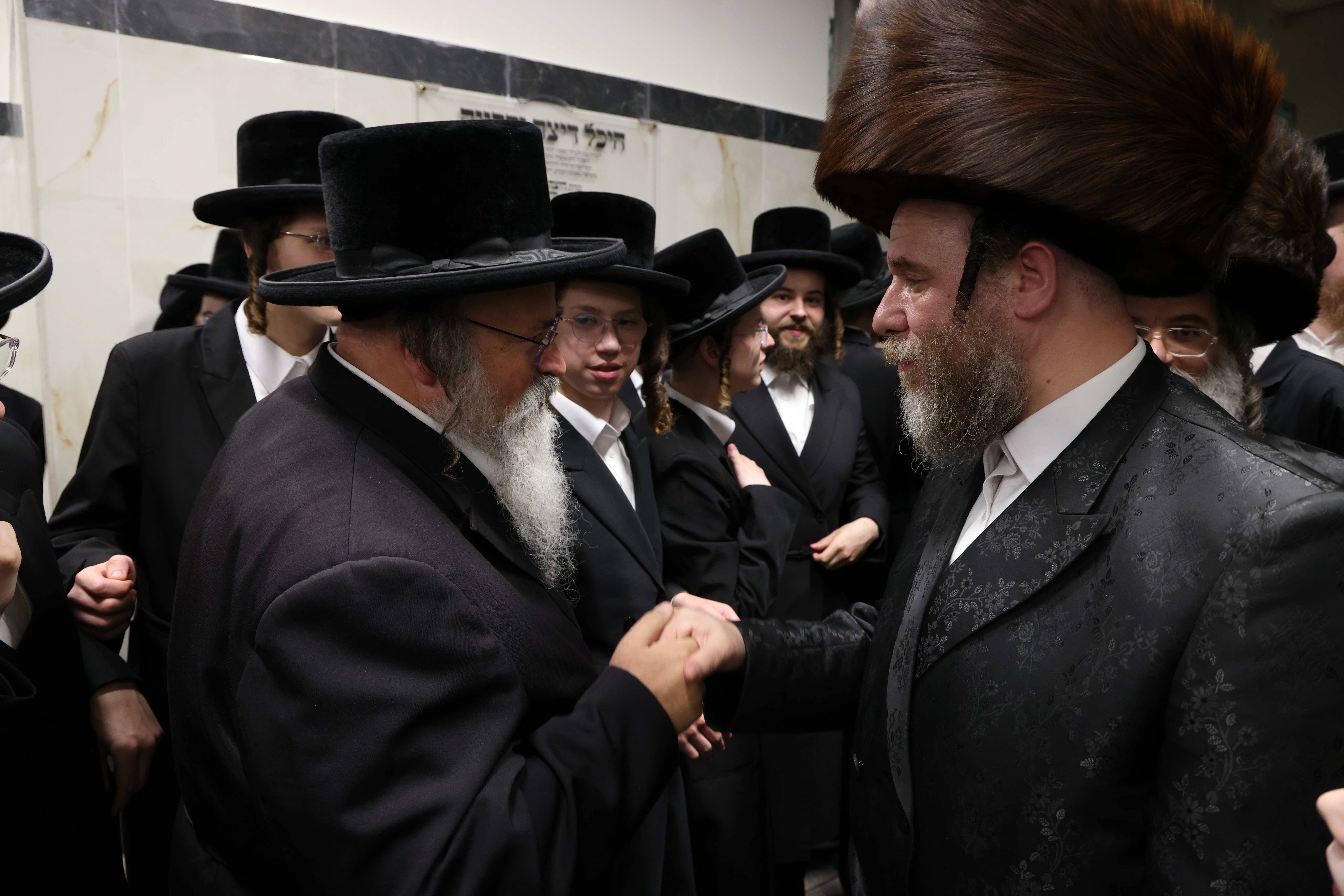 Vizhnitz celebration