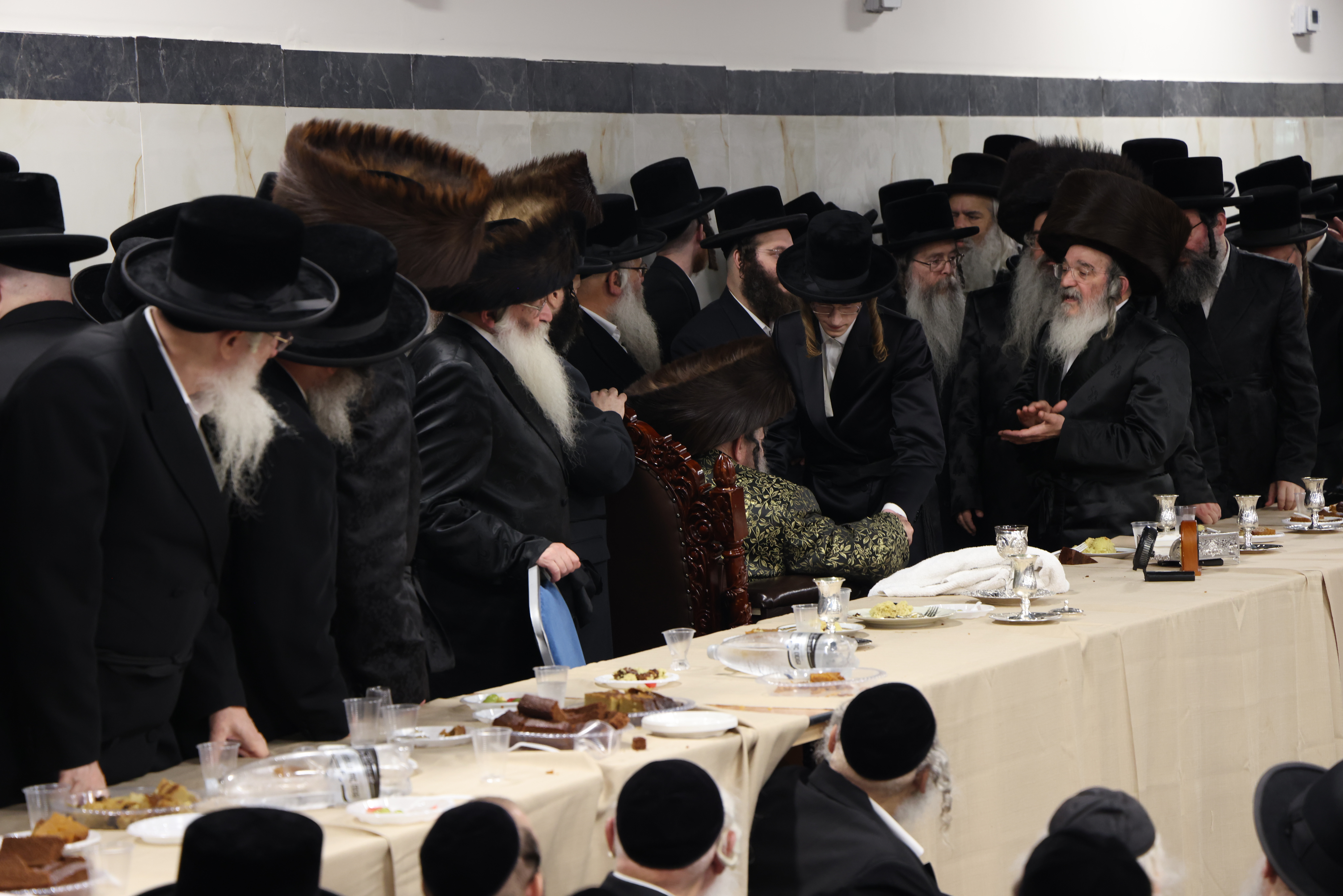 Vizhnitz celebration