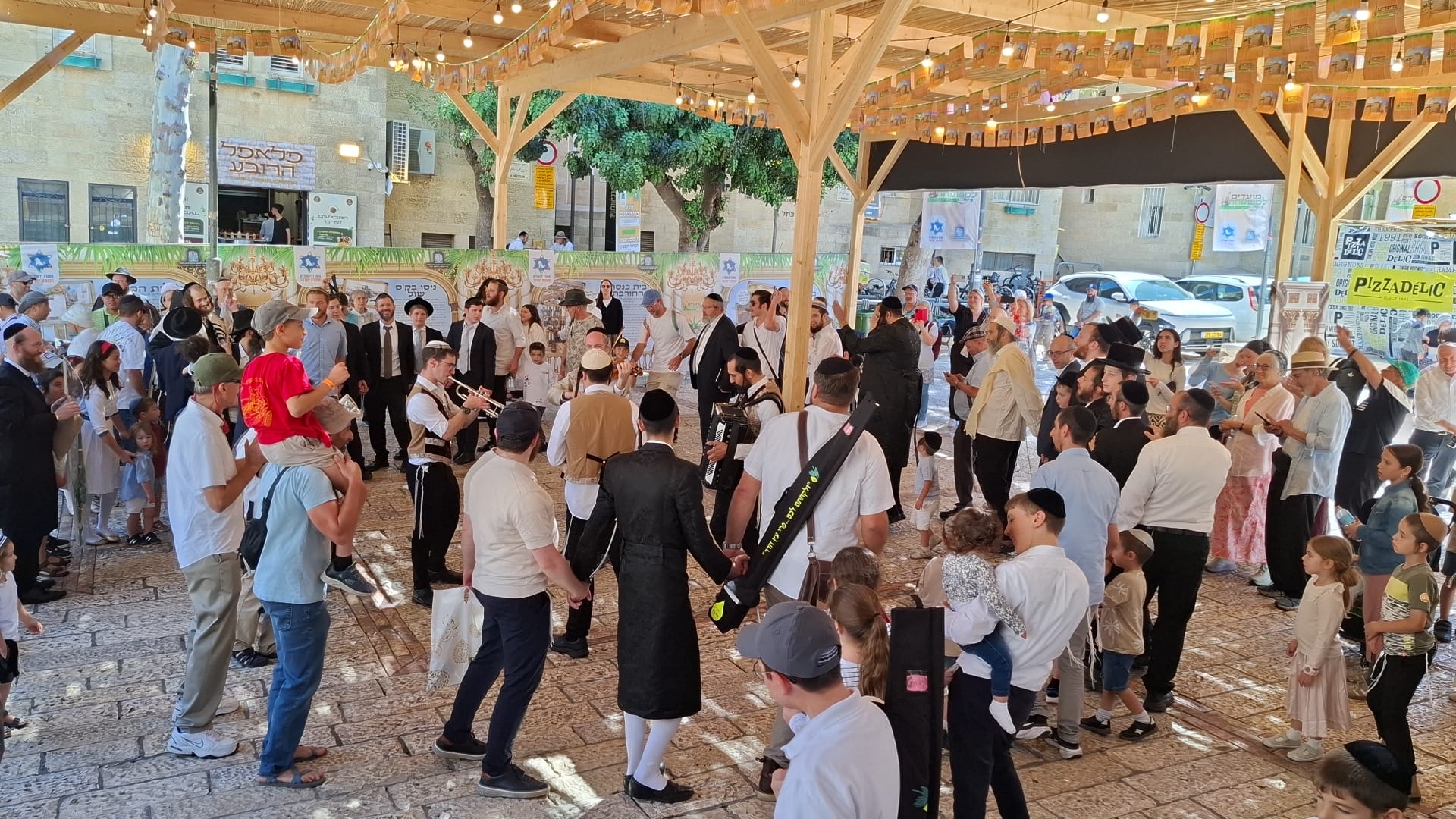 The giant sukkah in Jerusalem