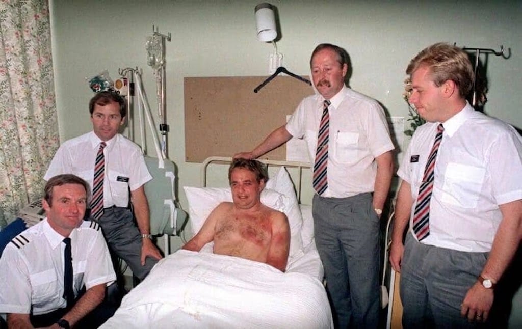 The flight crew and the surviving captain