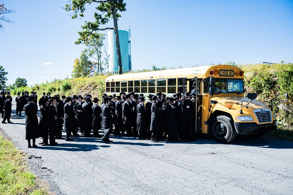 The Satmar Rebbe shlita at the opening of the zman
