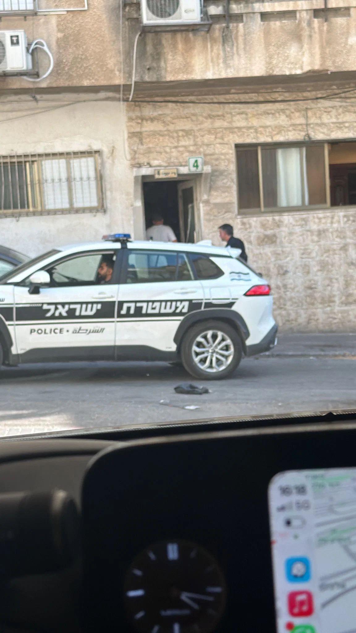 Police outside the shul